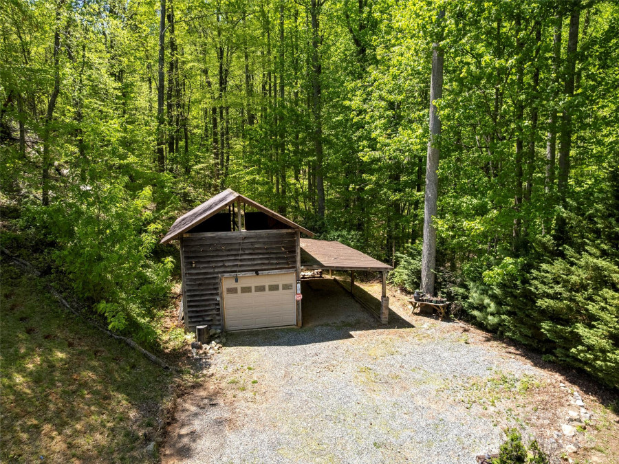 44 Sutton Knob Rd Candler, NC 28715