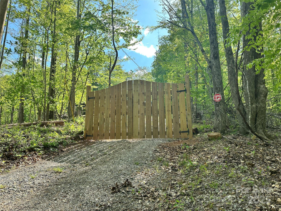 44 Sutton Knob Rd Candler, NC 28715