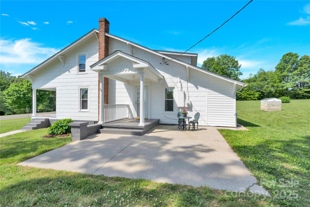 221 Abner Rd Stony Point, NC 28678