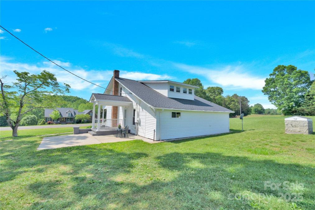 221 Abner Rd Stony Point, NC 28678