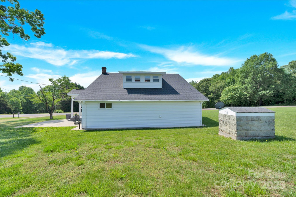221 Abner Rd Stony Point, NC 28678