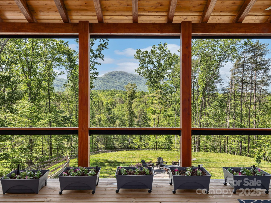 262 South Cove Rd Mill Spring, NC 28756