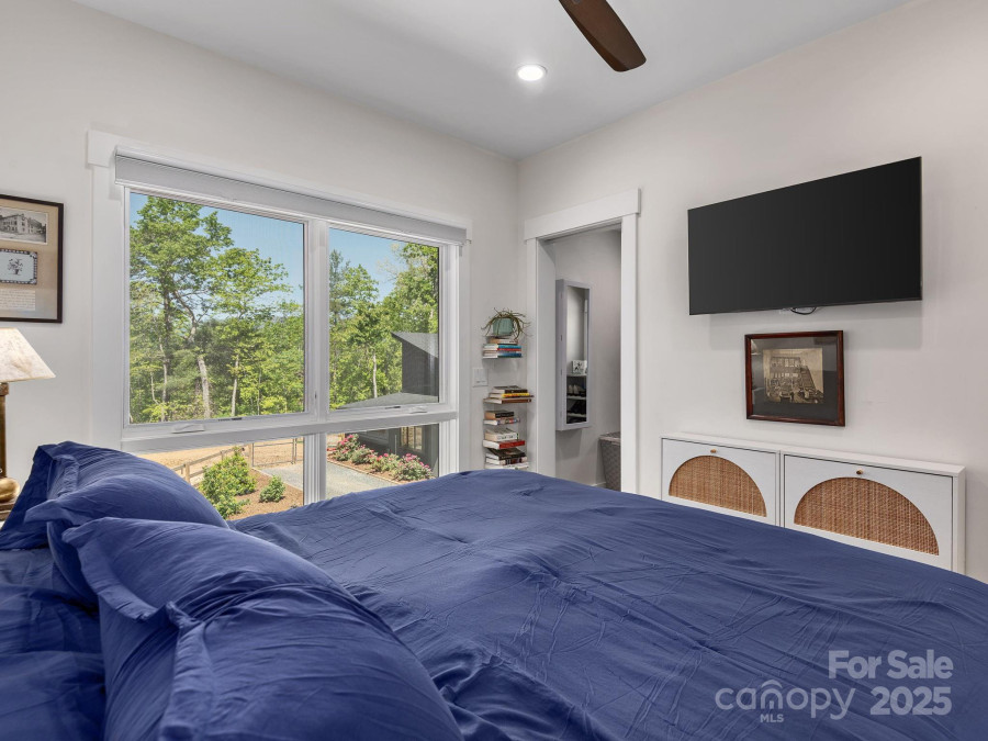 262 South Cove Rd Mill Spring, NC 28756