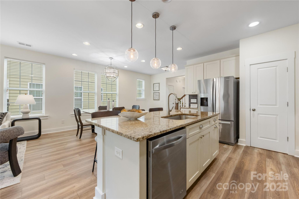 2638 Double Oaks Rd Charlotte, NC 28206