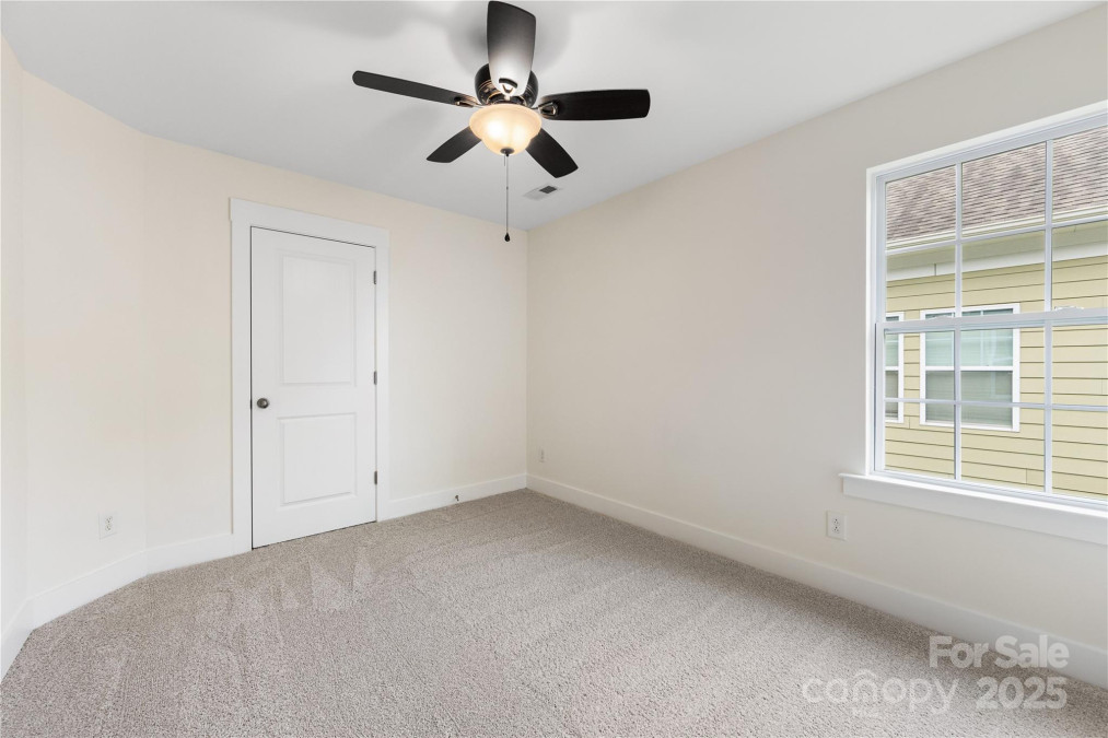 2638 Double Oaks Rd Charlotte, NC 28206