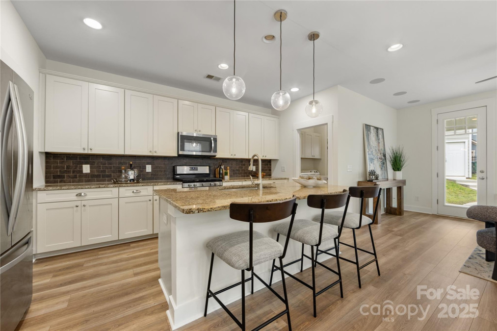2638 Double Oaks Rd Charlotte, NC 28206