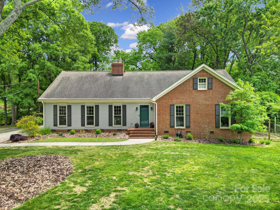 2626 Lilly Mill Rd Charlotte, NC 28210