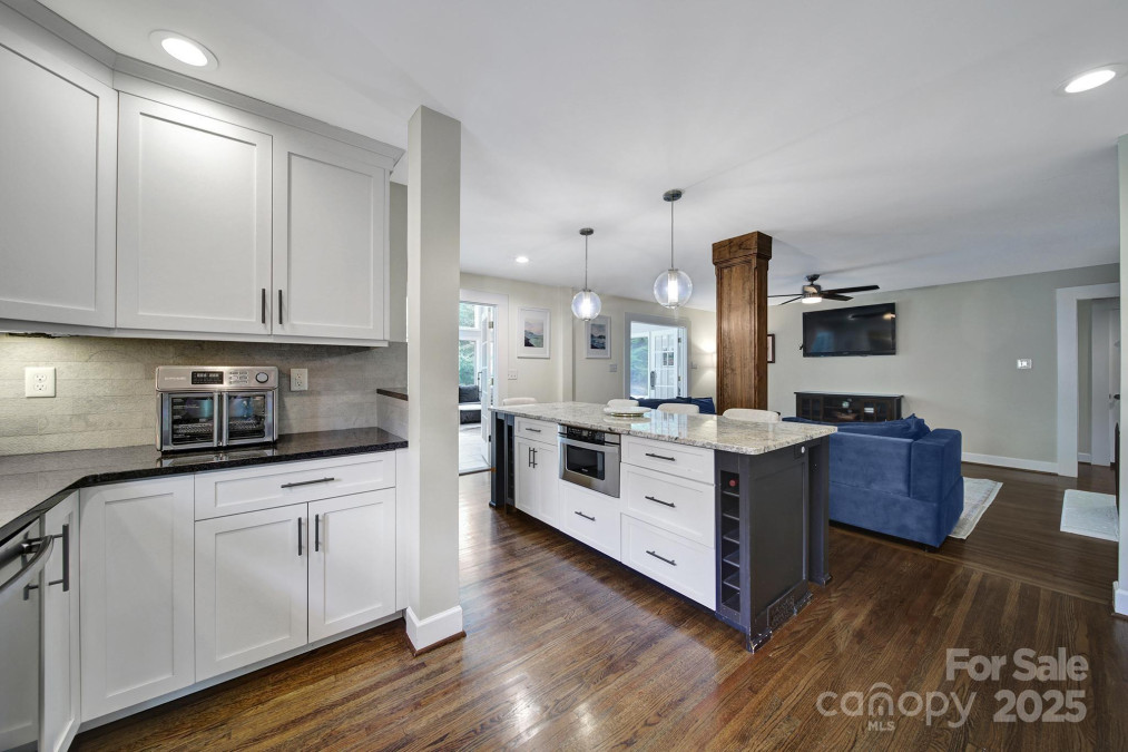 2626 Lilly Mill Rd Charlotte, NC 28210