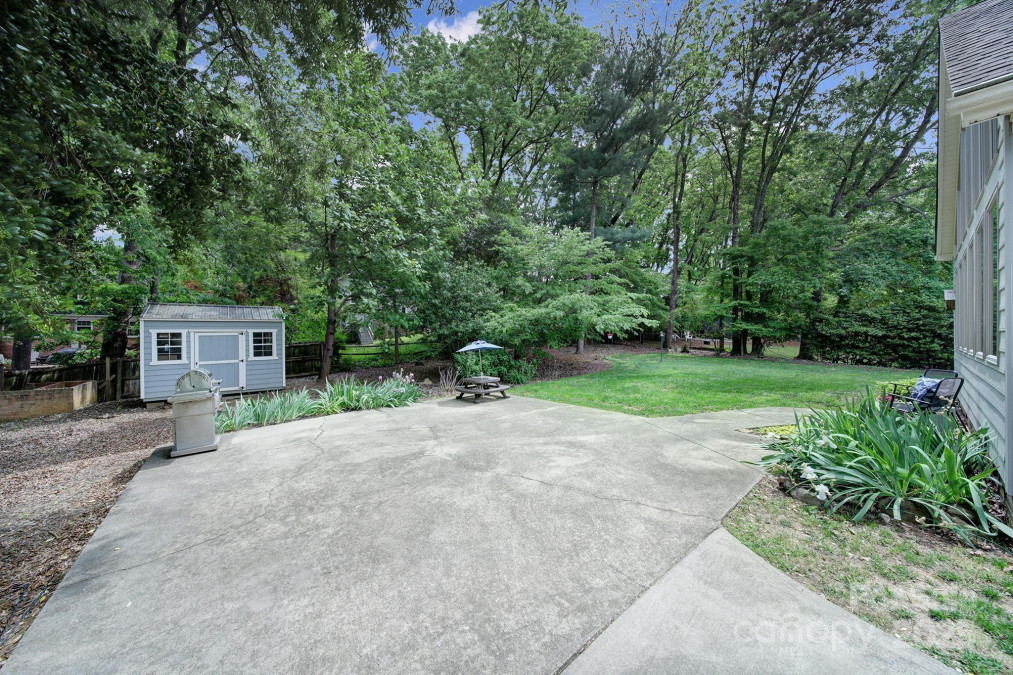 2626 Lilly Mill Rd Charlotte, NC 28210
