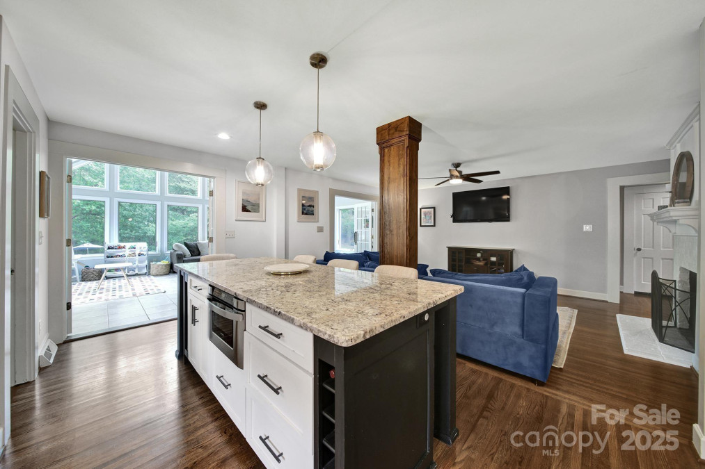 2626 Lilly Mill Rd Charlotte, NC 28210