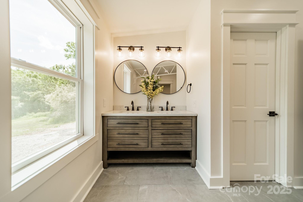 2003 Briarwood Cir Fort Mill, SC 29715