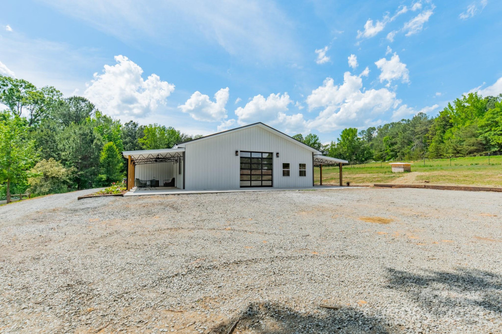 2003 Briarwood Cir Fort Mill, SC 29715