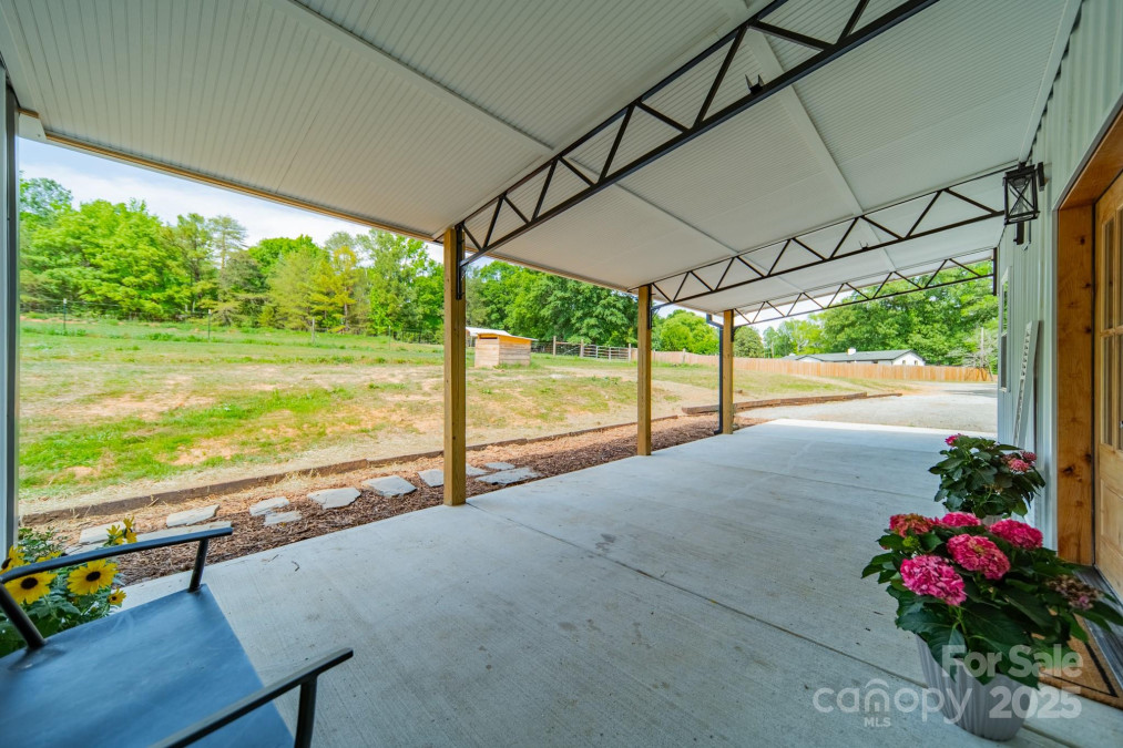 2003 Briarwood Cir Fort Mill, SC 29715