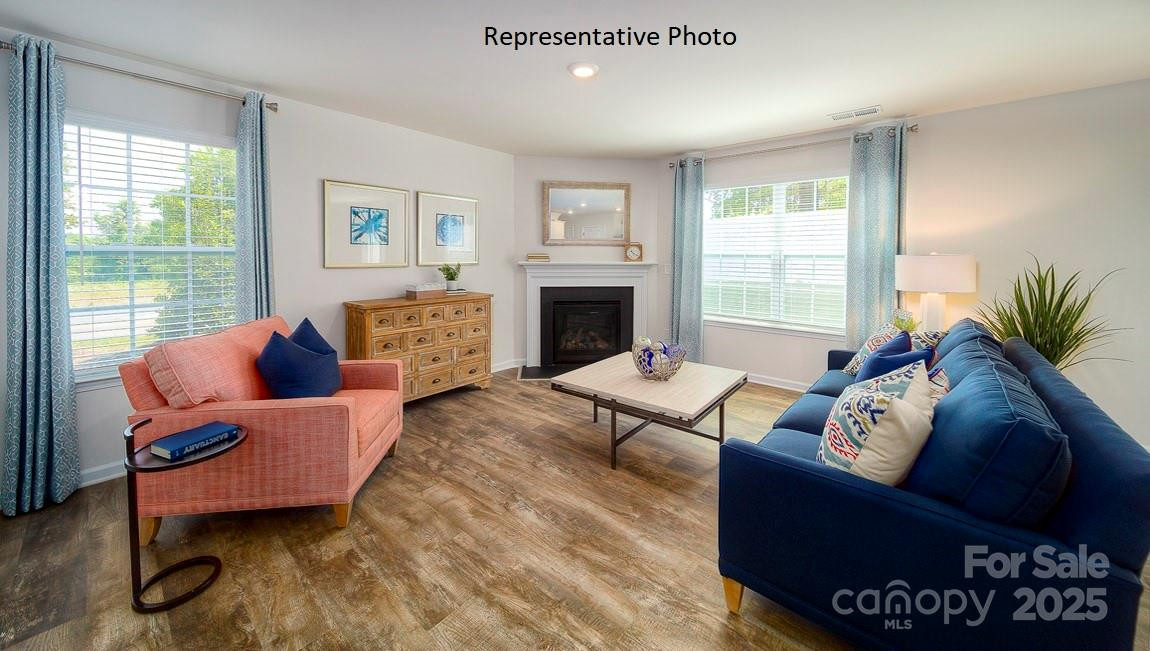 1007 20th Avenue Loop Hickory, NC 28602