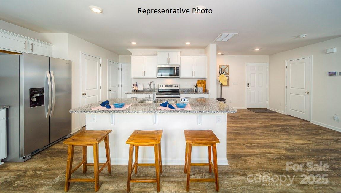 1007 20th Avenue Loop Hickory, NC 28602