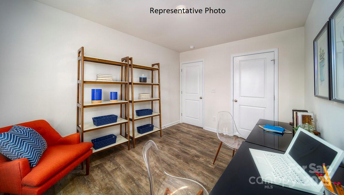 1007 20th Avenue Loop Hickory, NC 28602