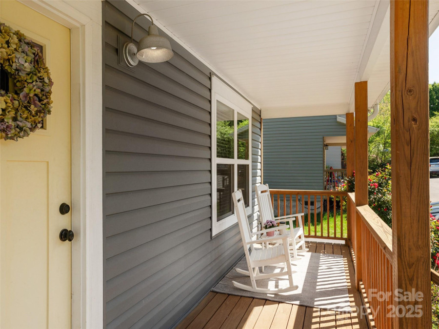 734 Enka Lake Rd Candler, NC 28715