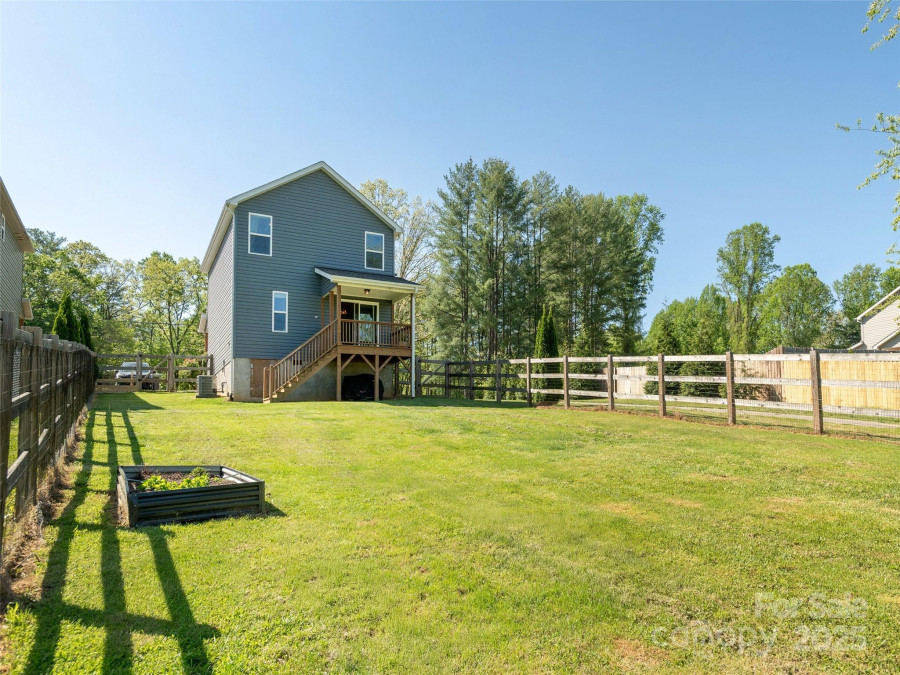 734 Enka Lake Rd Candler, NC 28715