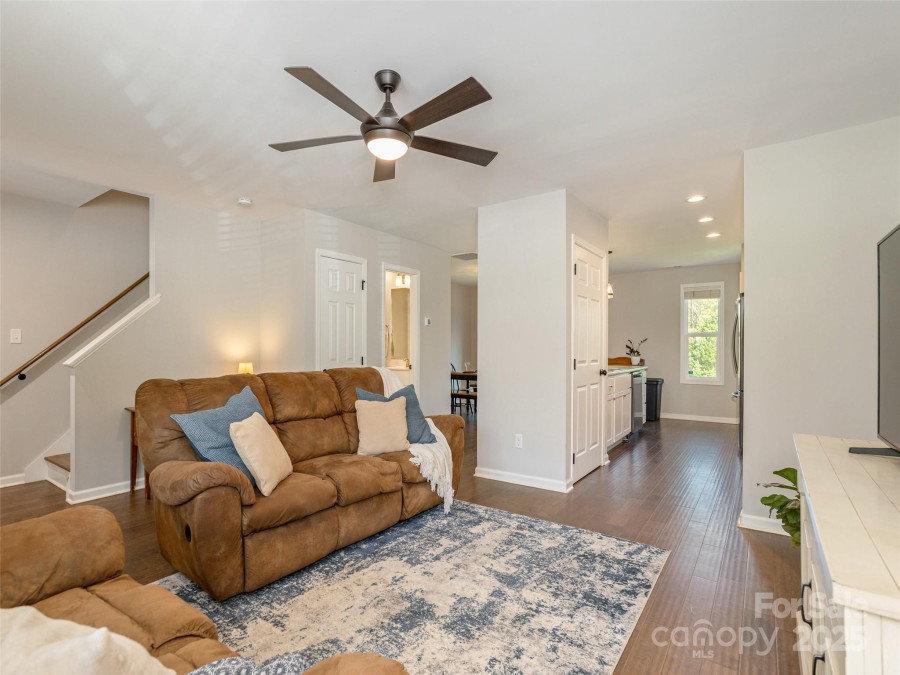 734 Enka Lake Rd Candler, NC 28715