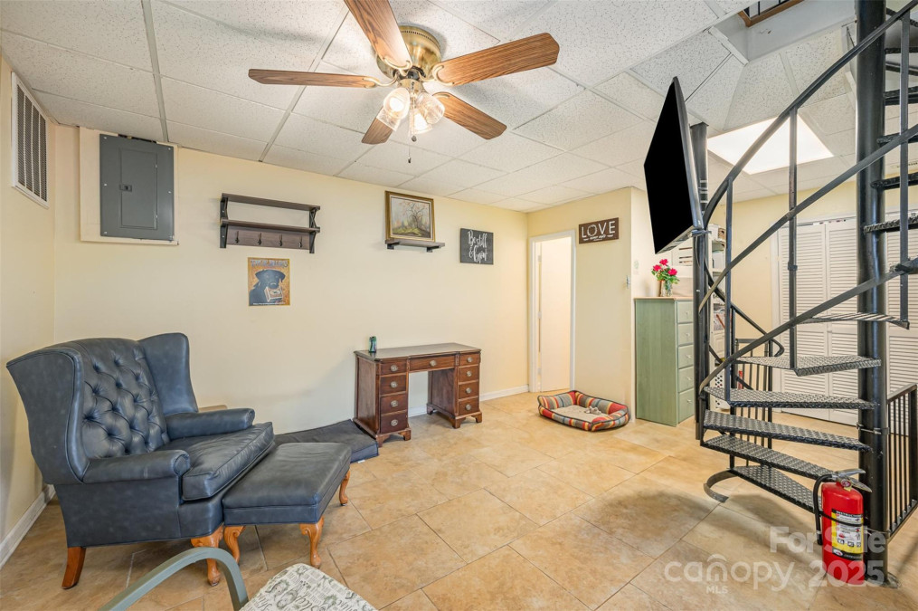 4960 Longfield St Claremont, NC 28610