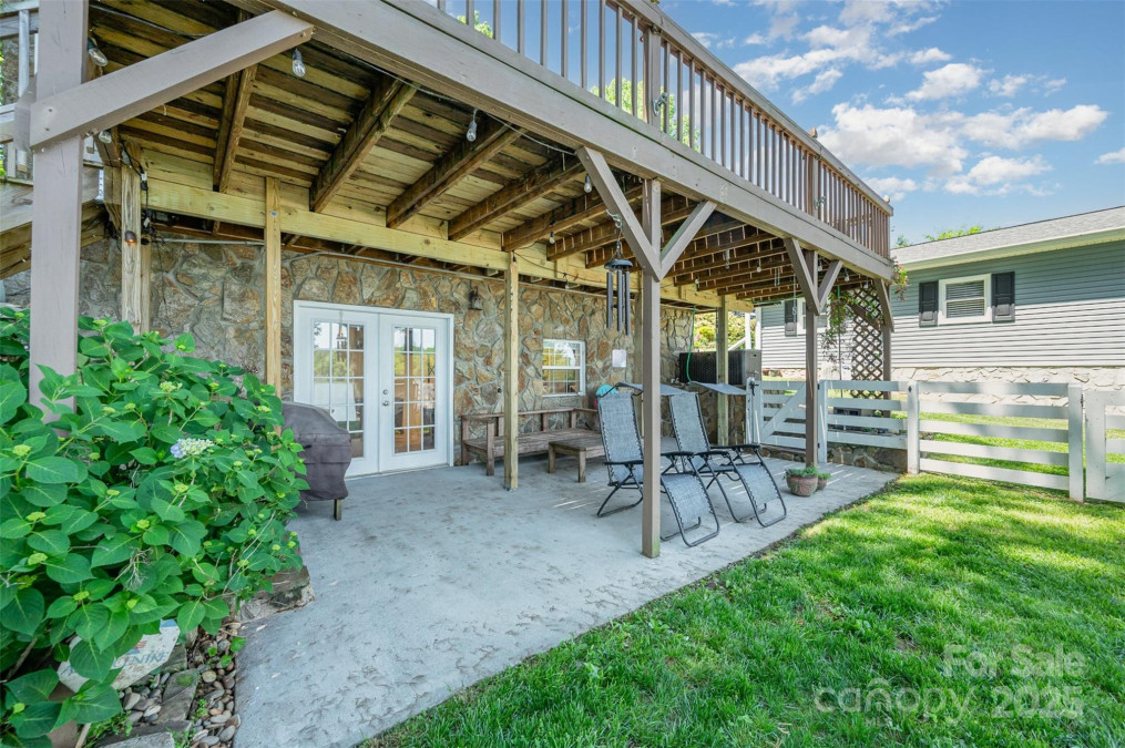 4960 Longfield St Claremont, NC 28610