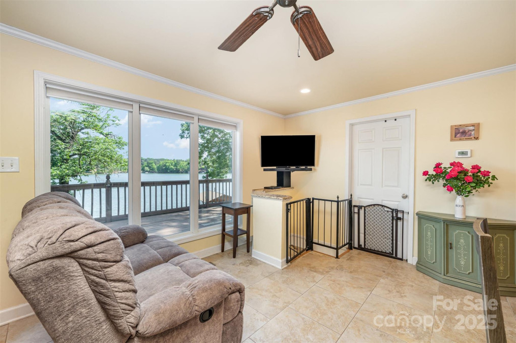 4960 Longfield St Claremont, NC 28610