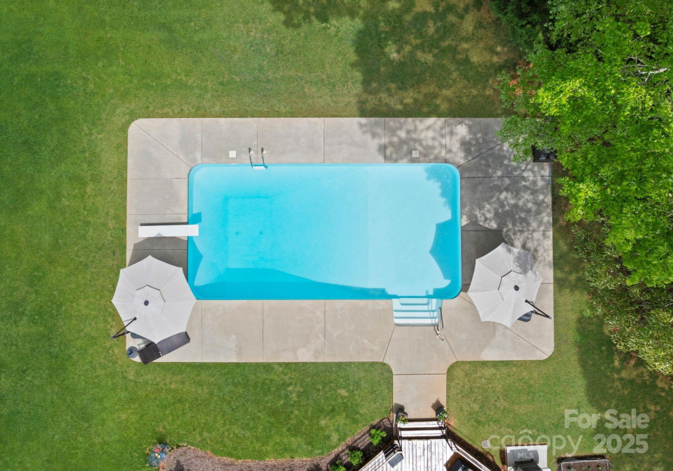 105 Walnut Hill Ct Mooresville, NC 28115