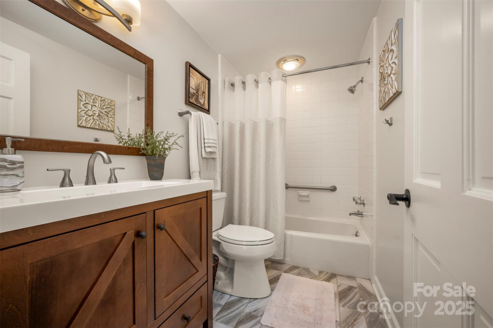 354 Jasmine Ln Tryon, NC 28782