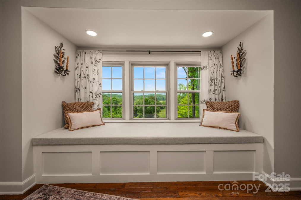 354 Jasmine Ln Tryon, NC 28782