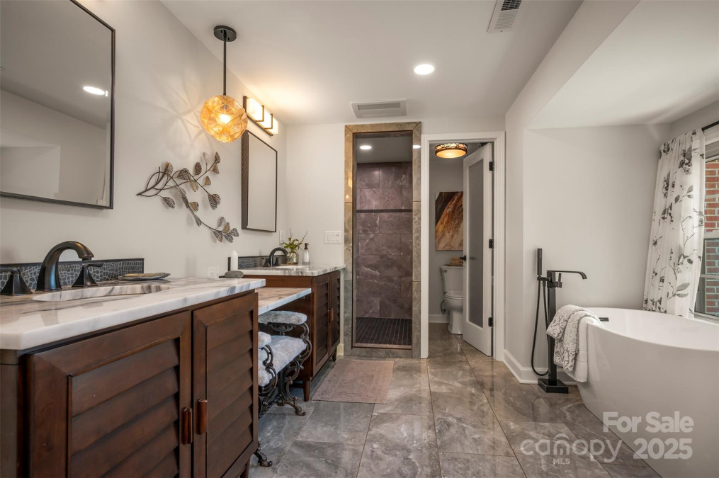 354 Jasmine Ln Tryon, NC 28782