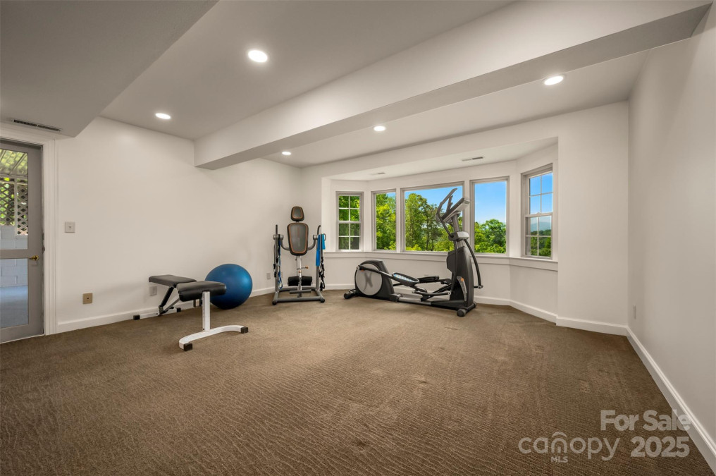 354 Jasmine Ln Tryon, NC 28782