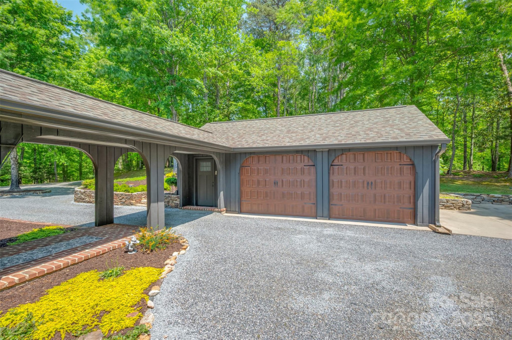 354 Jasmine Ln Tryon, NC 28782