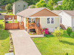 10 Half Moon Dr Swannanoa, NC 28778