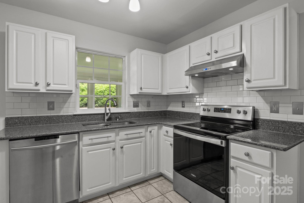 150 Pleasant Grove Ln Mooresville, NC 28115