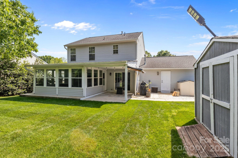 150 Pleasant Grove Ln Mooresville, NC 28115