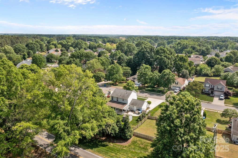 150 Pleasant Grove Ln Mooresville, NC 28115