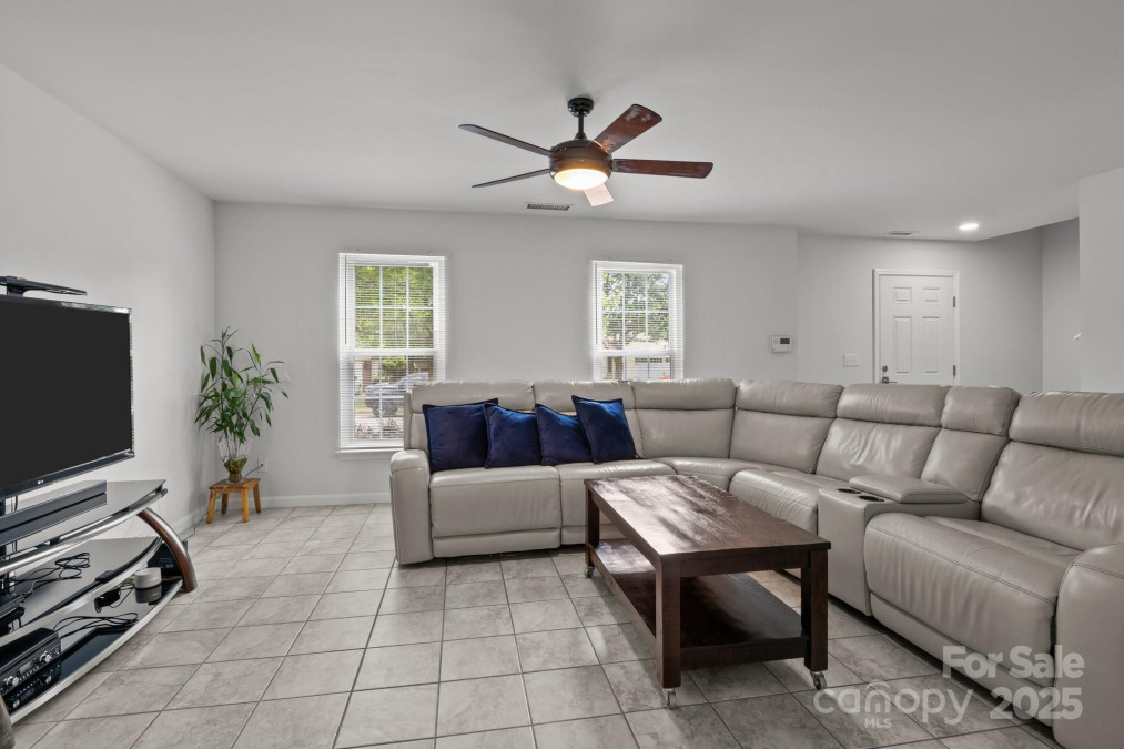 150 Pleasant Grove Ln Mooresville, NC 28115