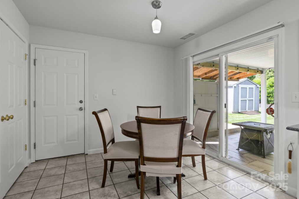 150 Pleasant Grove Ln Mooresville, NC 28115
