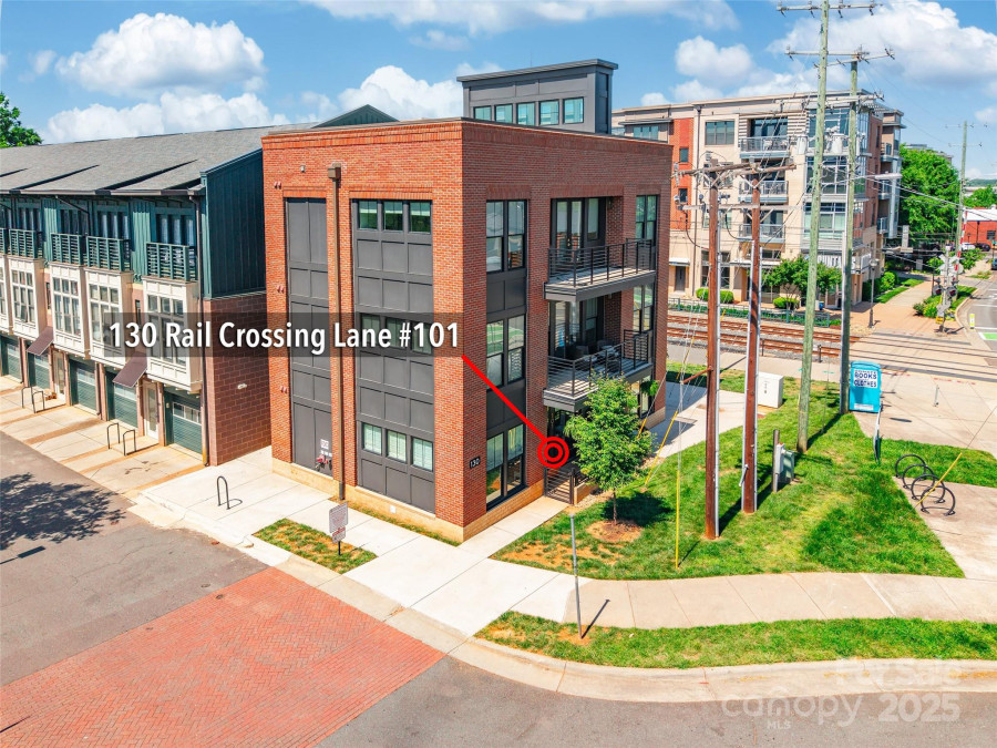 130 Rail Crossing Ln Charlotte, NC 28209