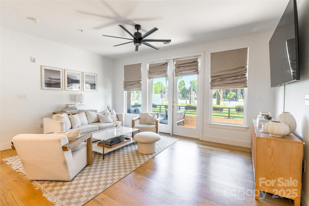 130 Rail Crossing Ln Charlotte, NC 28209