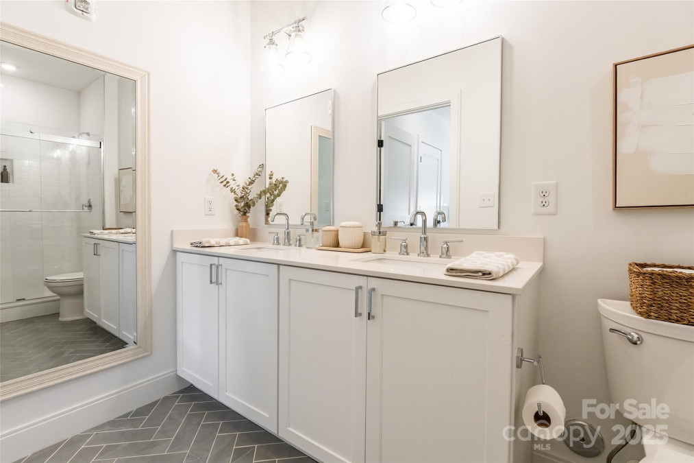 130 Rail Crossing Ln Charlotte, NC 28209
