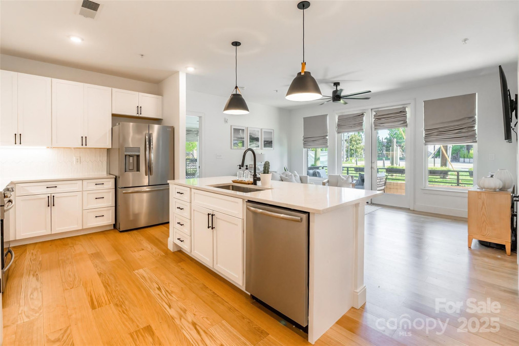 130 Rail Crossing Ln Charlotte, NC 28209
