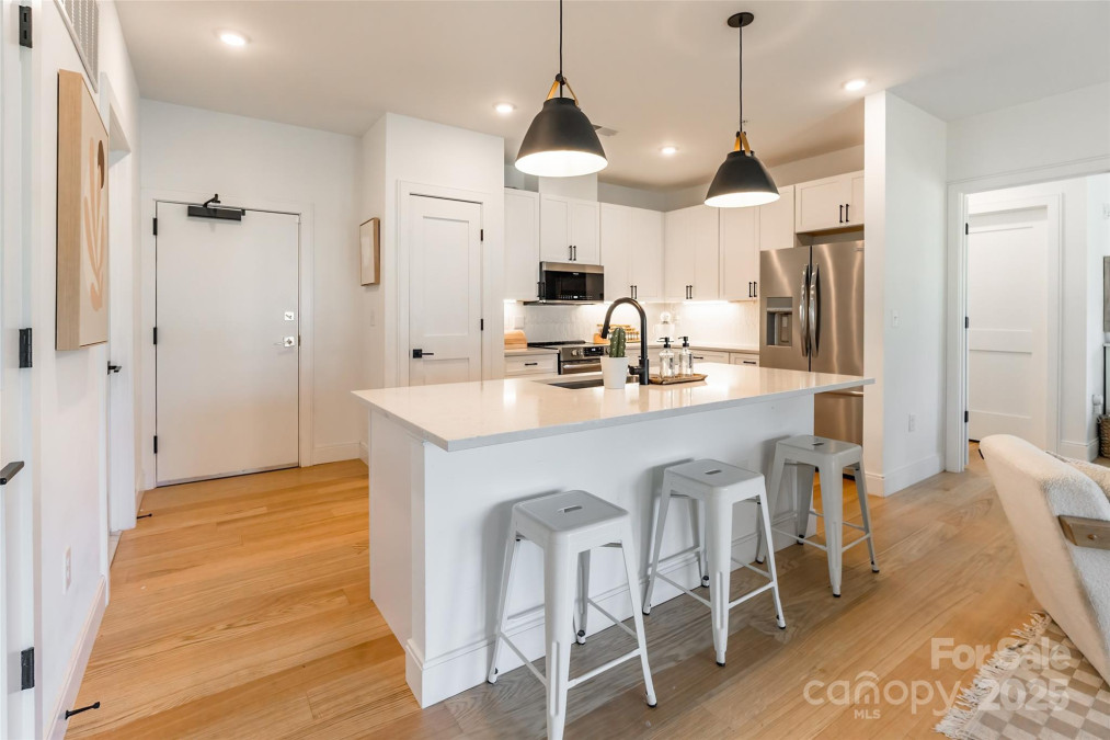 130 Rail Crossing Ln Charlotte, NC 28209
