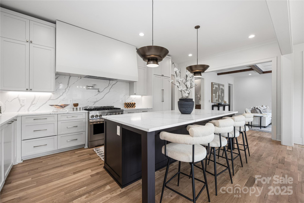 1817 Union St Charlotte, NC 28205