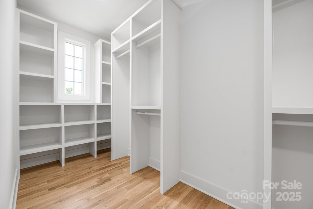 1817 Union St Charlotte, NC 28205