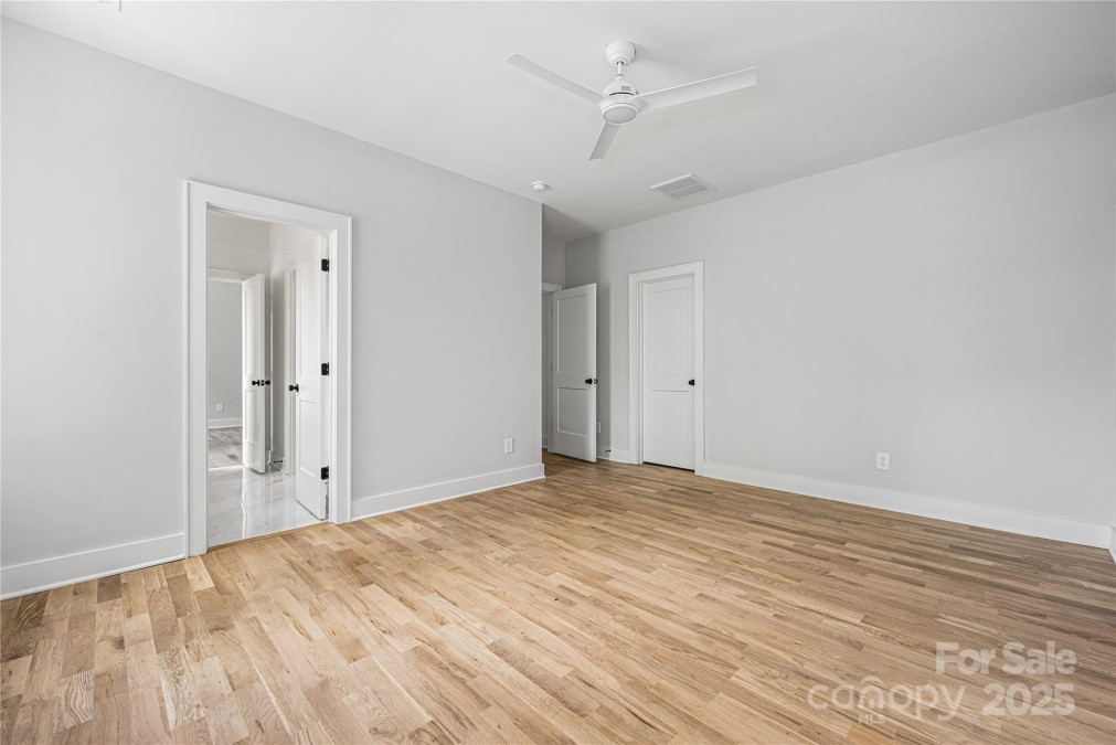 1817 Union St Charlotte, NC 28205
