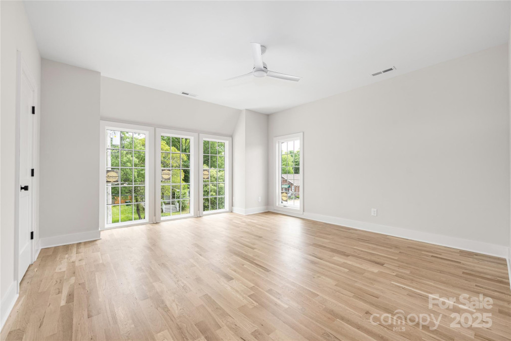 1817 Union St Charlotte, NC 28205
