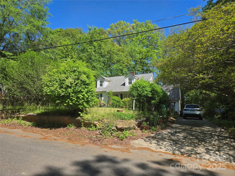 3712 Avalon Ave Charlotte, NC 28208