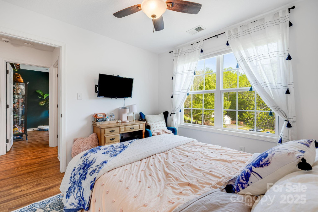 45 Heather Mist Dr Weaverville, NC 28787