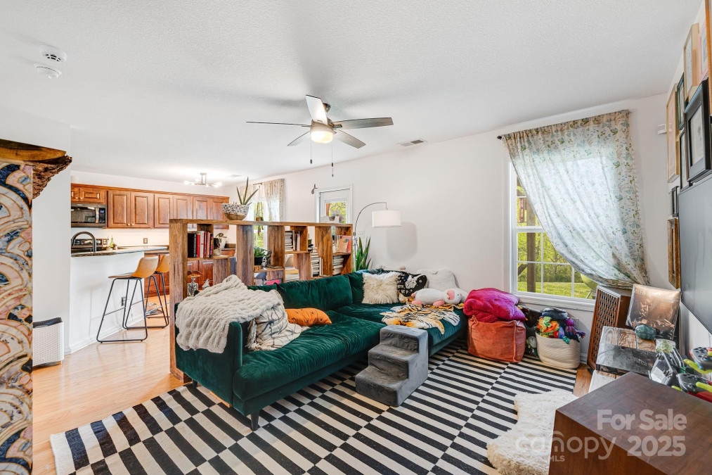 45 Heather Mist Dr Weaverville, NC 28787